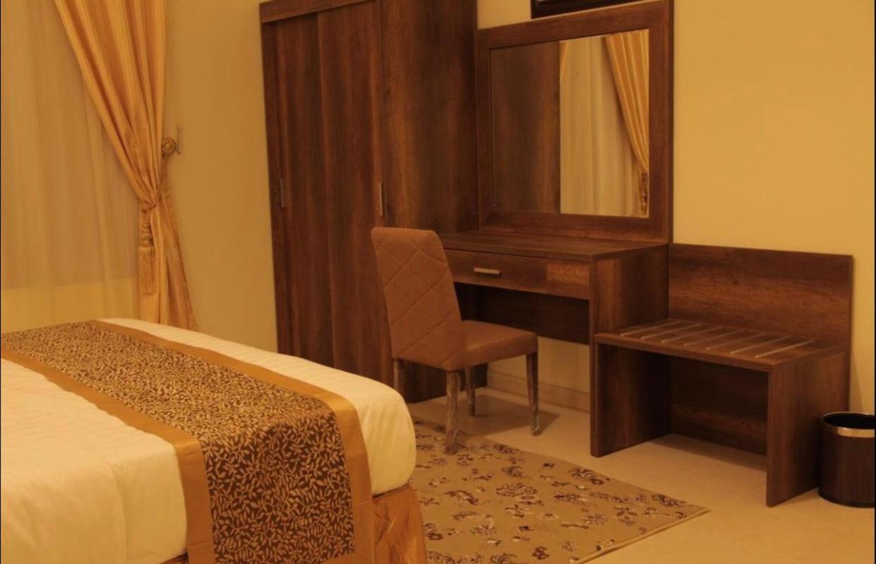 قصر رهوان للوحدات الفندقية - Rahwan Palace Hotel Units Baljurashi Luaran gambar